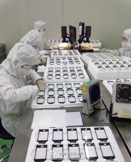 Foxconn 150,000 adet / gün hızla iPhone 5 üretmeye başlamış…