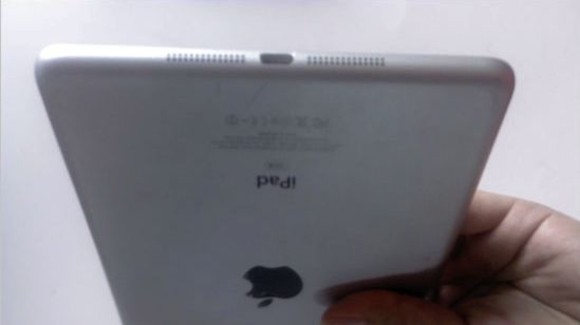 Bottom of iPad Mini leak-580-90