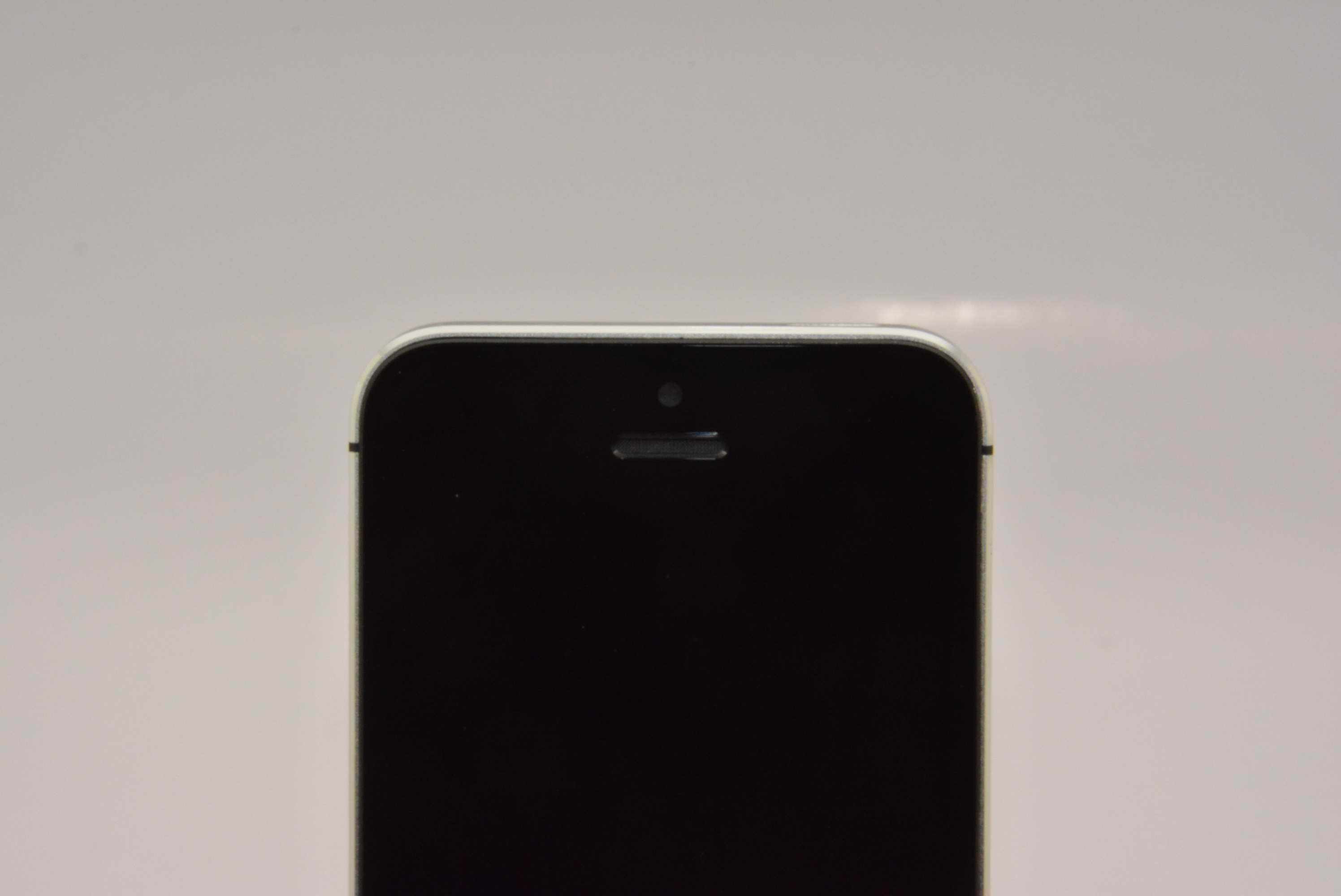 iPhone 5S, 4 Farklı Renge Sahip Olacak