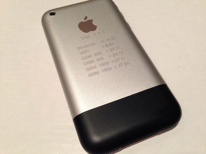 İlk iPhone Prototipi eBay Üzerinden 1499 Dolara Satıldı