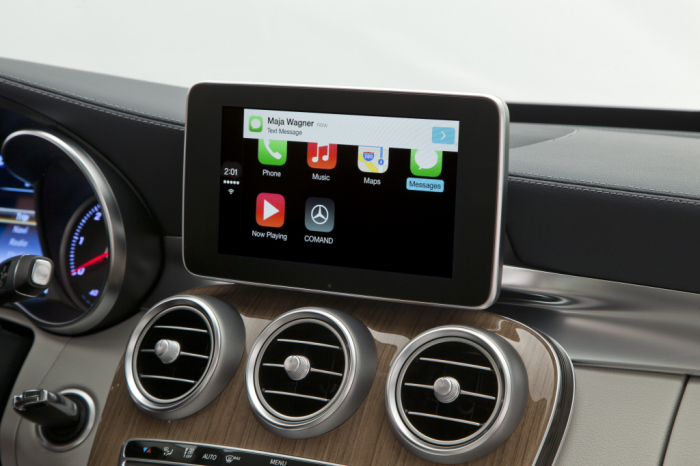 Merdedes-Benz, CarPlay destekli yeni C serisini tanıttı